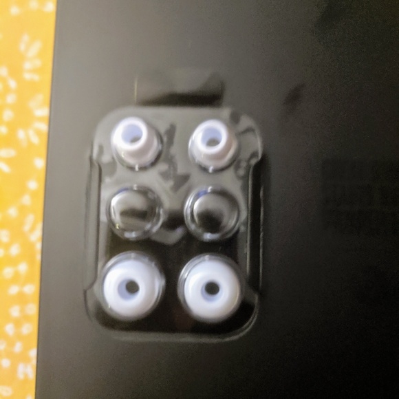 Powerbeats 3 by Dr. Dre (Wireless) - Picture 5 of 7